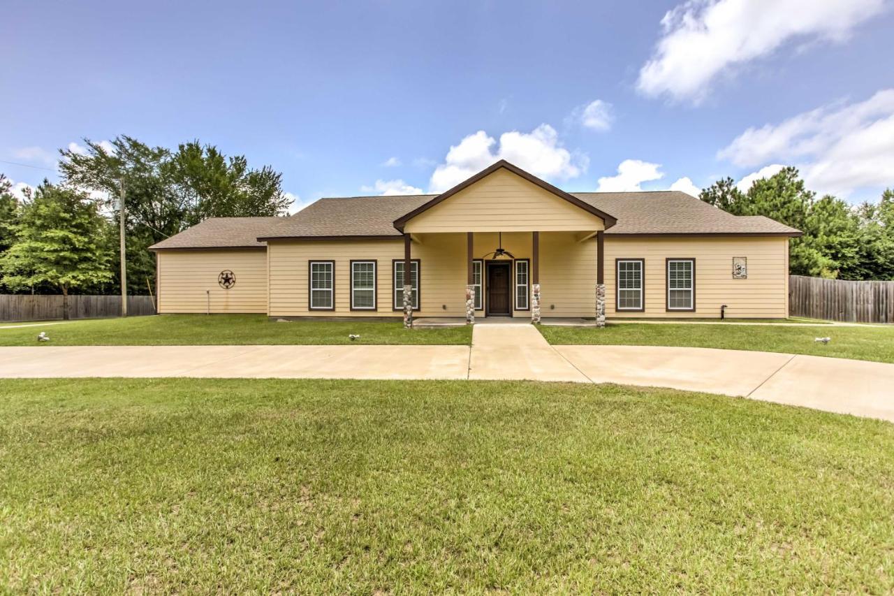 Texas Vacation Rental With Fireplace, Near Lakes Marshall Kültér fotó